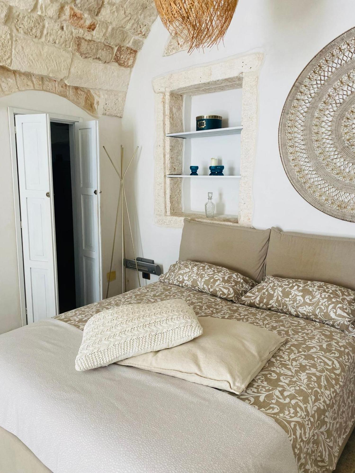 Апартаменты Casa Bixie Old Town Of Ostuni Puglia Экстерьер фото