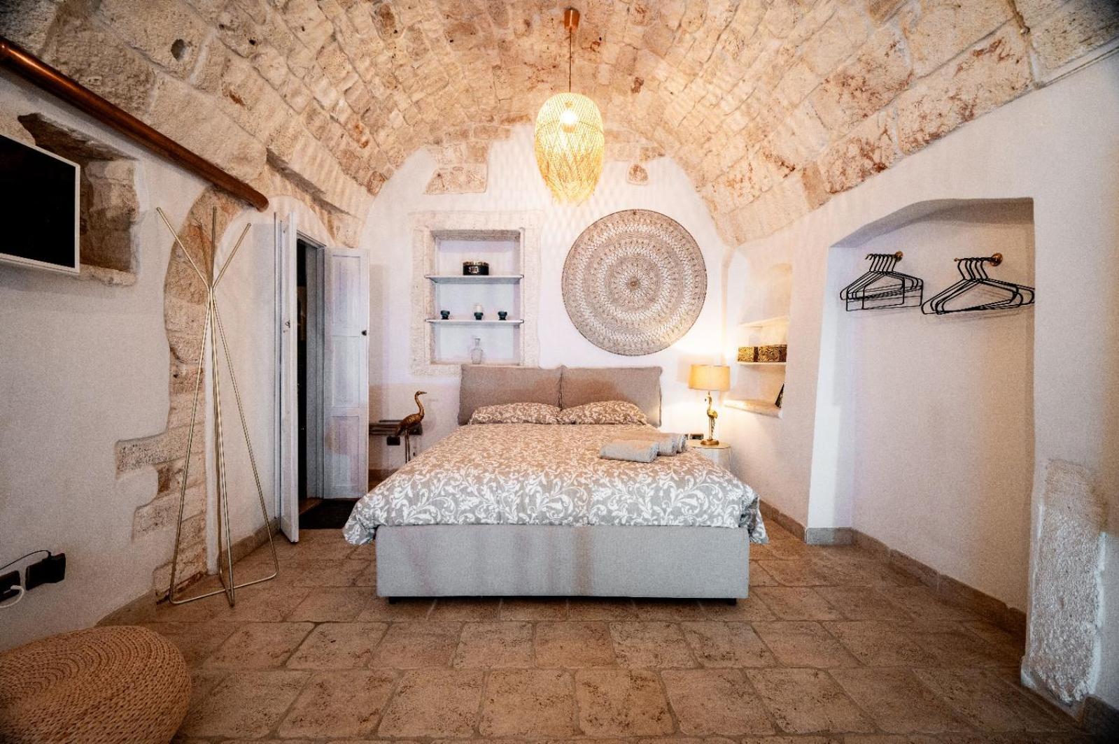 Апартаменты Casa Bixie Old Town Of Ostuni Puglia Экстерьер фото