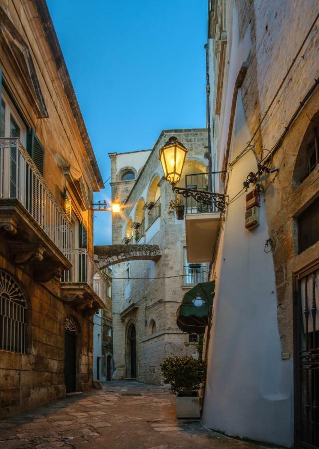 Апартаменты Casa Bixie Old Town Of Ostuni Puglia Экстерьер фото